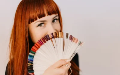 Colores de pelo que rejuvenecen en 2026: los tonos que más favorecen según tu edad y tono de piel